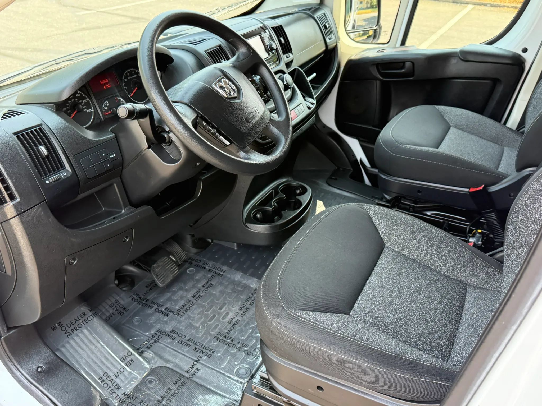 Used 2021 RAM ProMaster 2500 FWD image 13