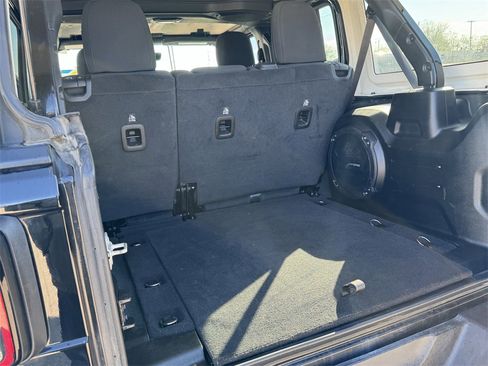 Used 2023 Jeep Wrangler Unlimited Rubicon w/ Xtreme 35 Tire Package image 21