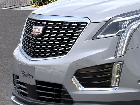New 2026 Cadillac XT5 Premium Luxury w/ Driver Assist Package FWD image 13