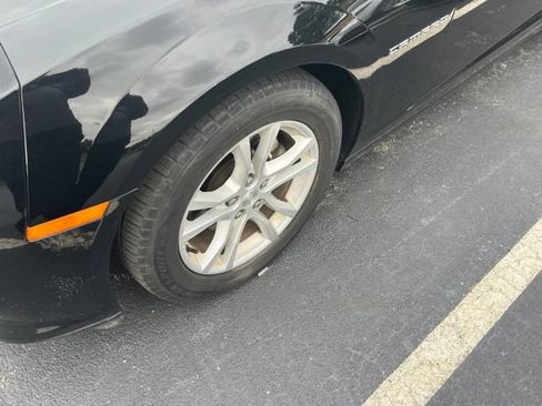 Used 2015 Chevrolet Camaro LT RWD image 4