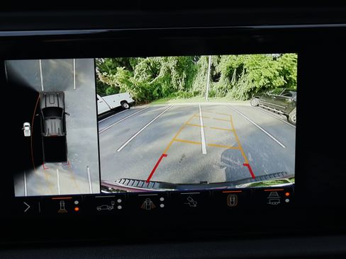 Used 2024 GMC Sierra 2500 AT4 w/ AT4 Premium Plus Package AWD/4WD image 43