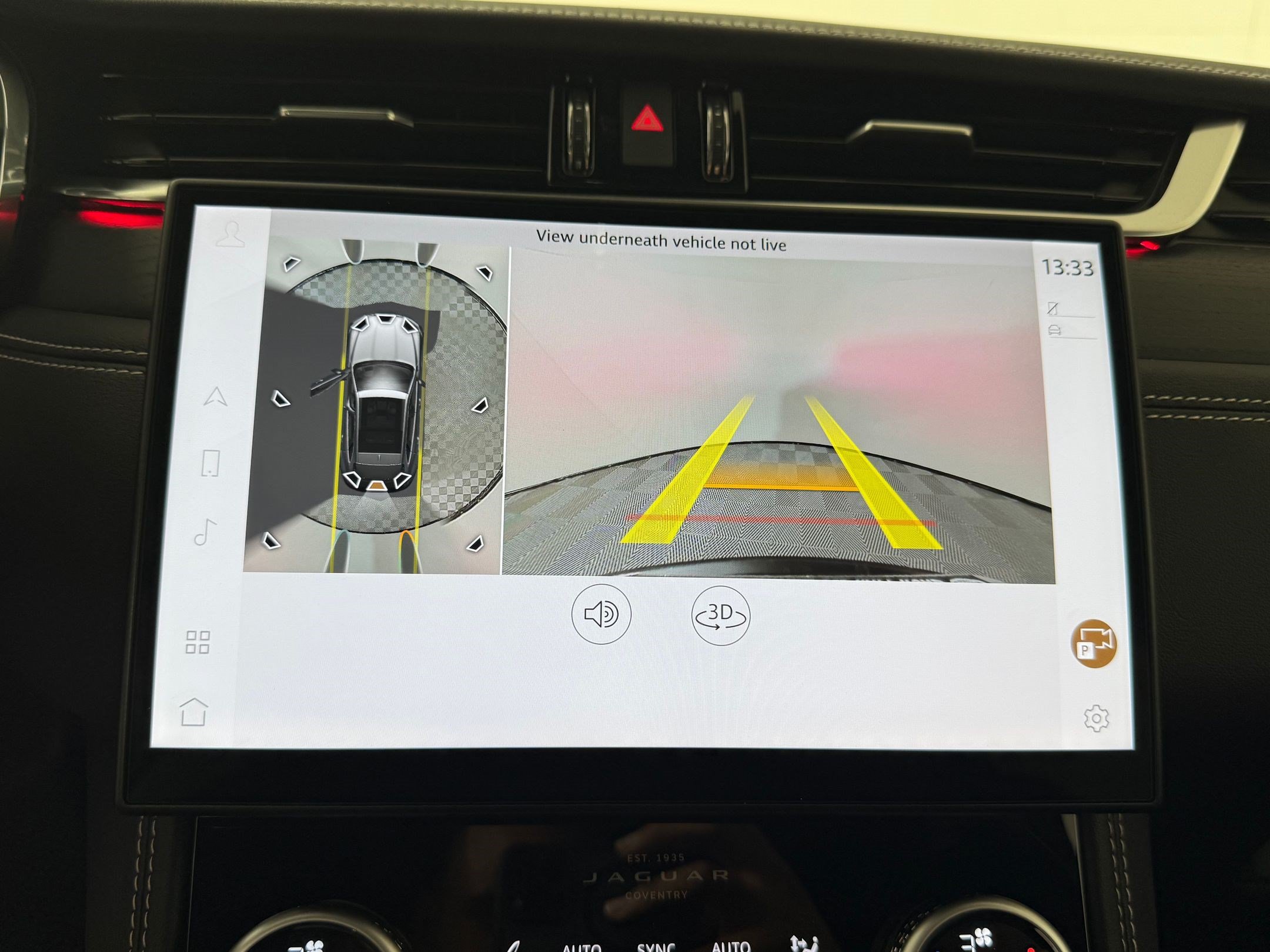 New 2026 Jaguar F-PACE R-Dynamic S AWD/4WD image 18