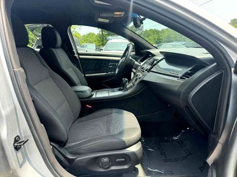 Used 2016 Ford Taurus SEL image 14