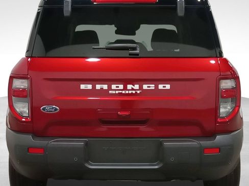 Certified 2025 Ford Bronco Sport Outer Banks w/ Outer Banks Tech Package+ AWD/4WD image 4