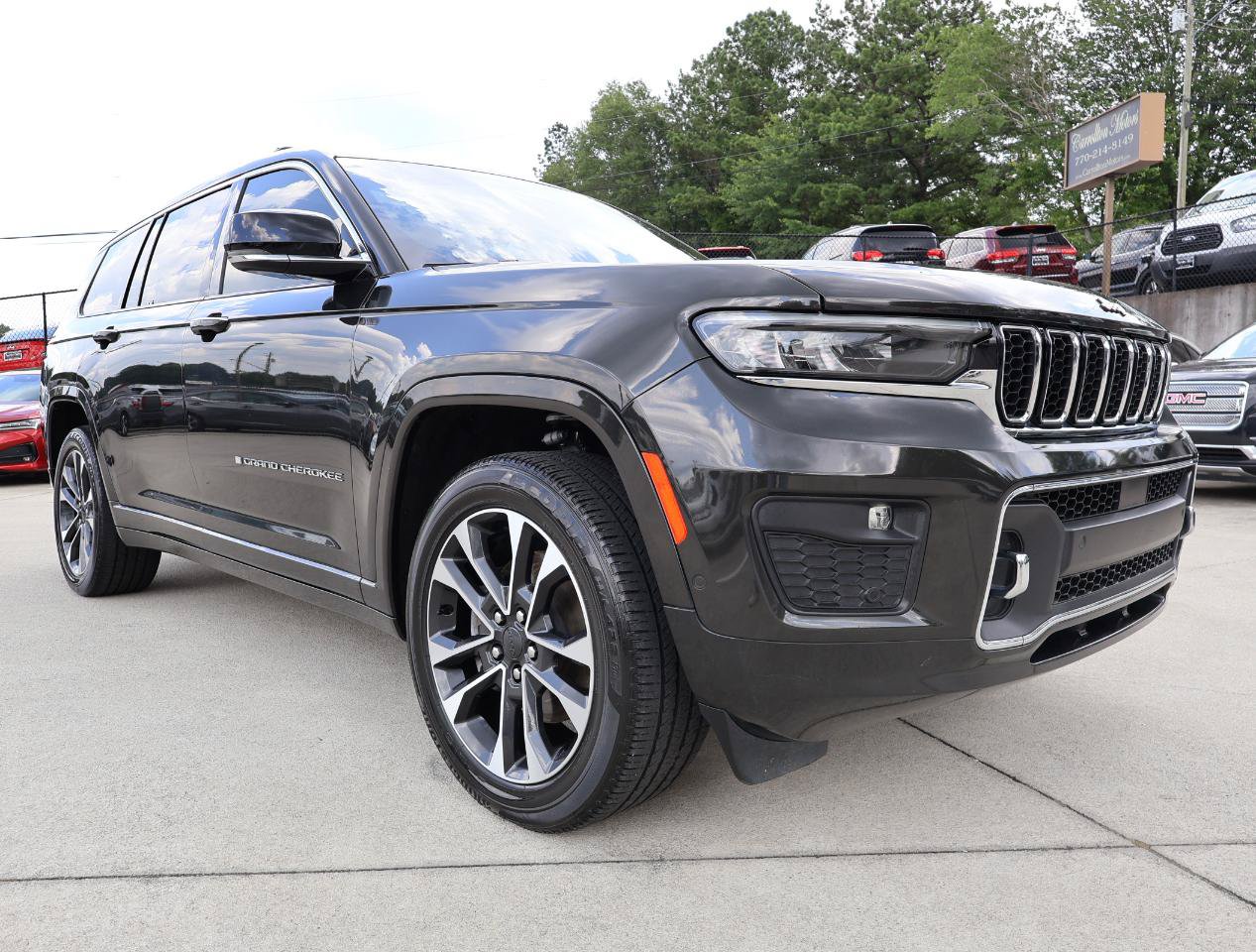 Used 2022 Jeep Grand Cherokee L Overland w/ Luxury Tech Group IV AWD/4WD image 9