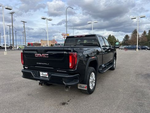 Certified 2022 GMC Sierra 3500 Denali w/ Denali Ultimate Package image 5