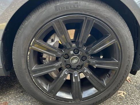 Used 2020 Land Rover Range Rover HSE image 42