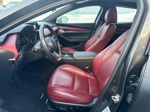 Used 2021 MAZDA MAZDA3 s FWD image 6
