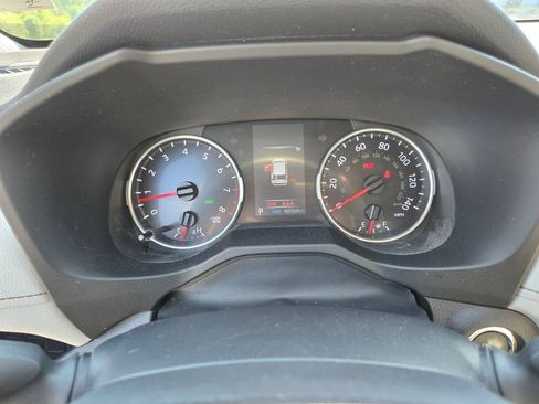 Used 2021 Toyota RAV4 XLE Premium FWD image 29