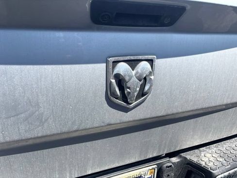 Used 2018 RAM 3500 SLT w/ Luxury Group AWD/4WD image 14