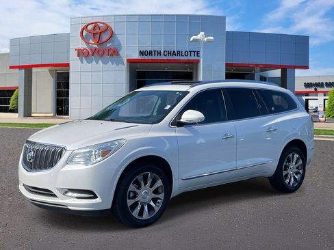 Used 2017 Buick Enclave Premium w/ Enclave Tuscan Edition FWD image 3