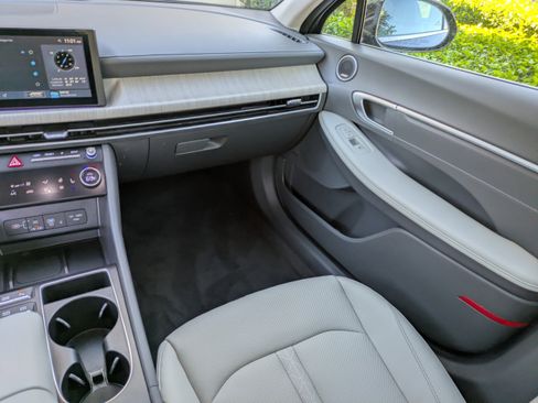 Certified 2024 Hyundai Sonata Limited image 12