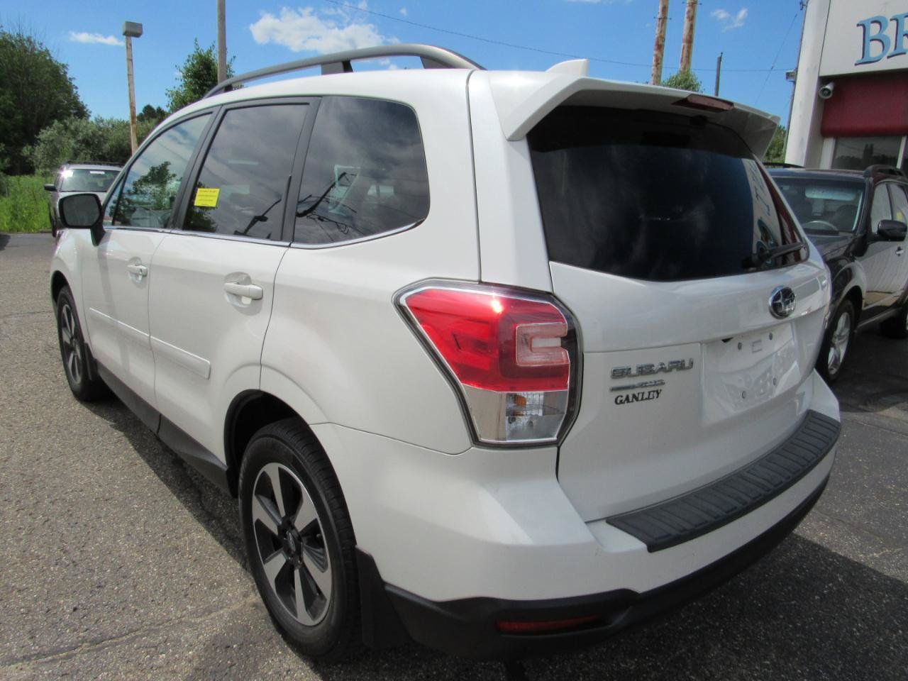 Used 2017 Subaru Forester 2.5i Limited AWD/4WD image 27