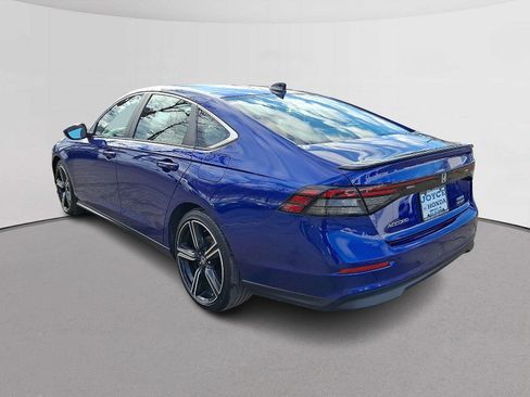 Used 2023 Honda Accord Sport image 7