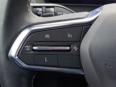 Certified 2024 Chevrolet Traverse LT w/ Trailering Package image 17