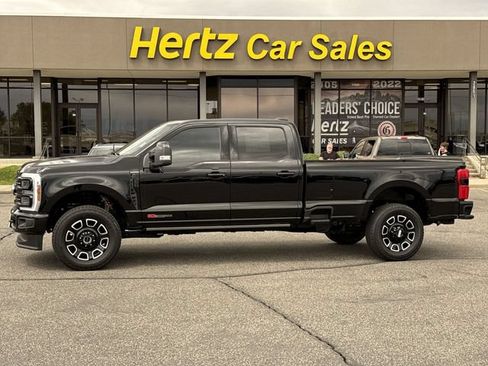 Used 2025 Ford F350 Platinum AWD/4WD image 1