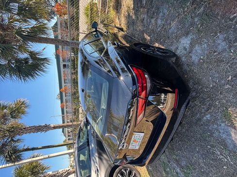 Used 2025 Nissan Sentra SV image 8