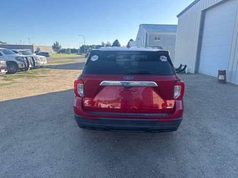 Used 2020 Ford Explorer XLT AWD/4WD image 10