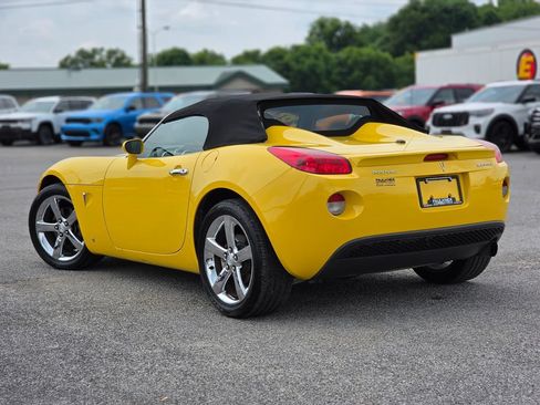 Used 2007 Pontiac Solstice Convertible w/ Premium Package RWD image 5