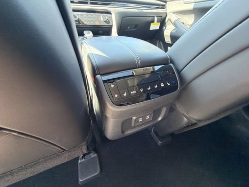 Certified 2026 INFINITI QX60 Luxe w/ Cargo Package FWD image 23