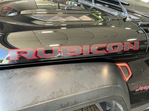 Used 2021 Jeep Wrangler Rubicon AWD/4WD image 23