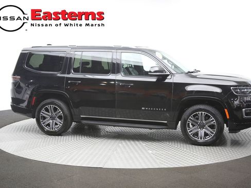 Used 2024 Jeep Wagoneer Series II AWD/4WD image 48