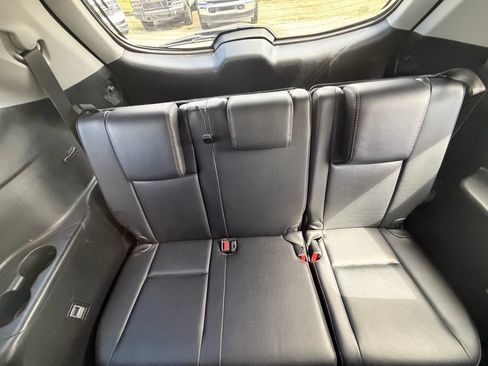 Used 2018 Toyota Highlander XLE AWD/4WD image 21