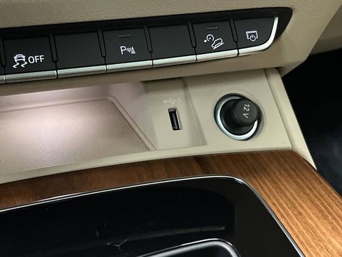 Used 2024 Audi Q5 e Premium Plus image 24