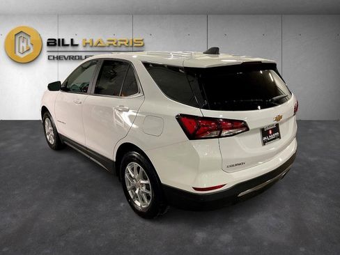 Used 2022 Chevrolet Equinox LT image 12