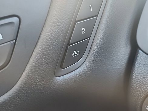 Used 2019 Buick Envision Premium w/ Driver Confidence Package image 15