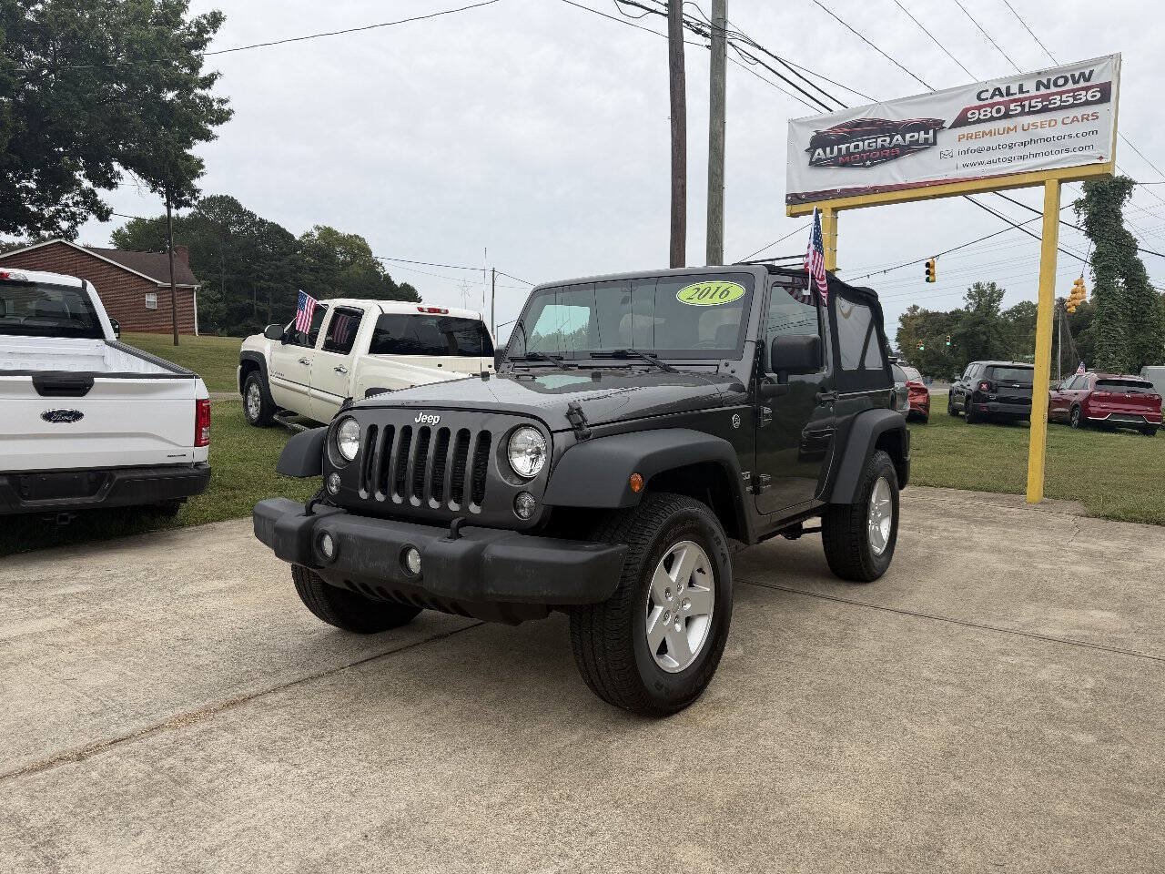 Used 2017 Jeep Wrangler Sport w/ Quick Order Package 24S AWD/4WD image 1