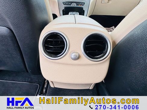 Used 2018 Mercedes-Benz C 300 4MATIC Sedan image 25