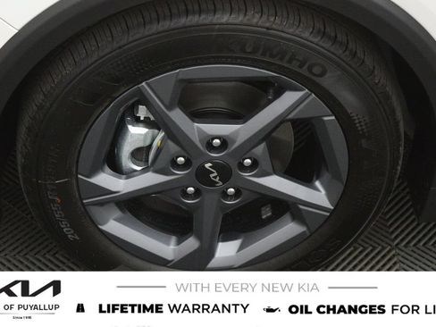 New 2026 Kia K4 FWD image 21