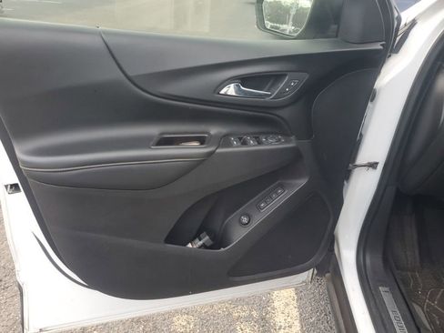 Used 2020 Chevrolet Equinox Premier w/ Premier Redline Edition image 13