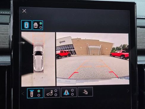 Used 2025 GMC Acadia Denali FWD image 19