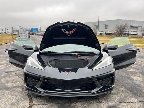 Used 2024 Chevrolet Corvette Stingray Preferred Cpe w/ Stealth Interior Trim Package image 37