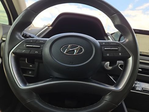 Used 2022 Hyundai Sonata Limited w/ Preferred Accessory Package FWD image 15