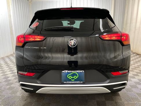 Certified 2023 Buick Encore GX Preferred w/ Cold Weather Comfort Package FWD image 6