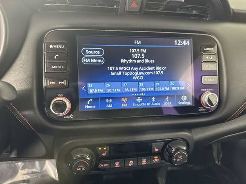 Used 2024 Nissan Kicks SR w/ SR Premium Package FWD image 6