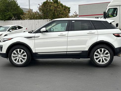 Used 2016 Land Rover Range Rover Evoque SE image 9