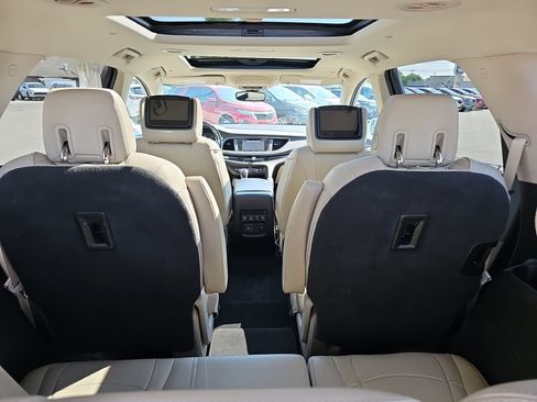Used 2018 Buick Enclave Premium FWD image 32