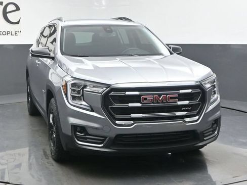 Used 2024 GMC Terrain AT4 AWD/4WD image 68