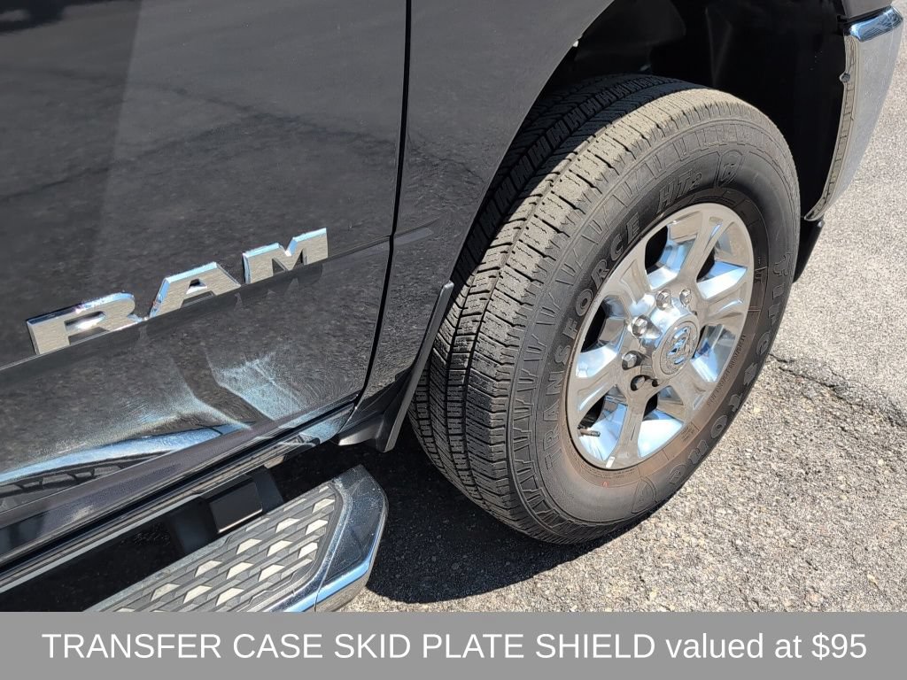 Used 2025 RAM 2500 Big Horn AWD/4WD image 9