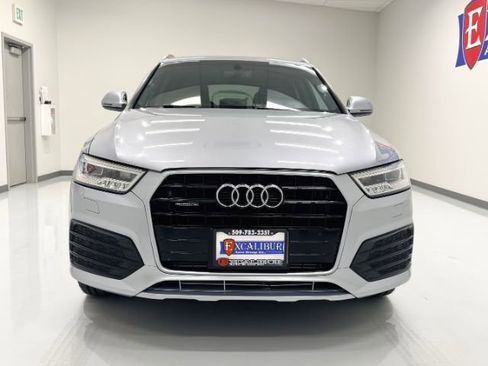 Used 2018 Audi Q3 2.0T Premium Plus w/ Premium Plus Package AWD/4WD image 4