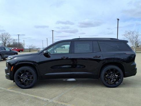 New 2026 Chevrolet Traverse RS image 2