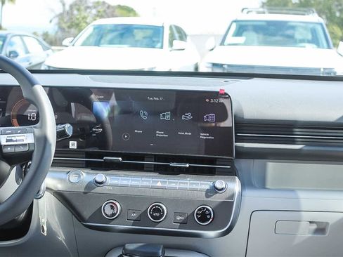 New 2026 Hyundai Kona SE image 18