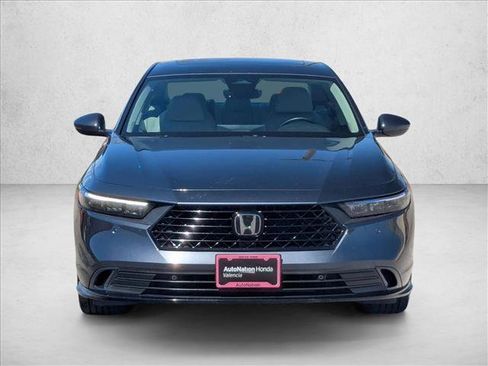 Used 2025 Honda Accord EX-L image 2