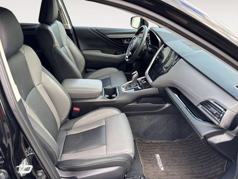 Certified 2025 Subaru Outback Onyx Edition AWD/4WD image 15