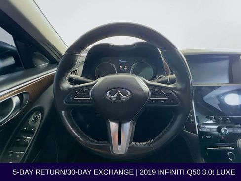 Used 2019 INFINITI Q50 Luxe w/ Essential Package (3.0T Luxe) AWD/4WD image 14
