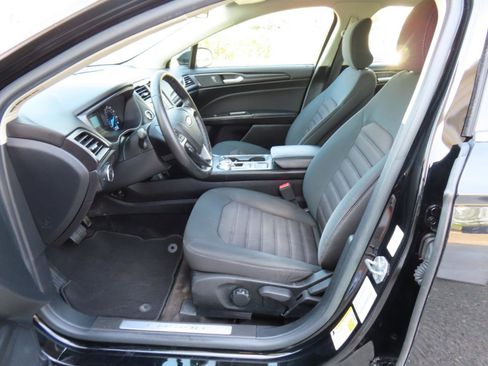 Used 2018 Ford Fusion S w/ Equipment Group 101A image 15